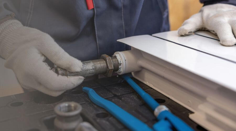 Expert burst pipe repair services in Alum Creek, WV